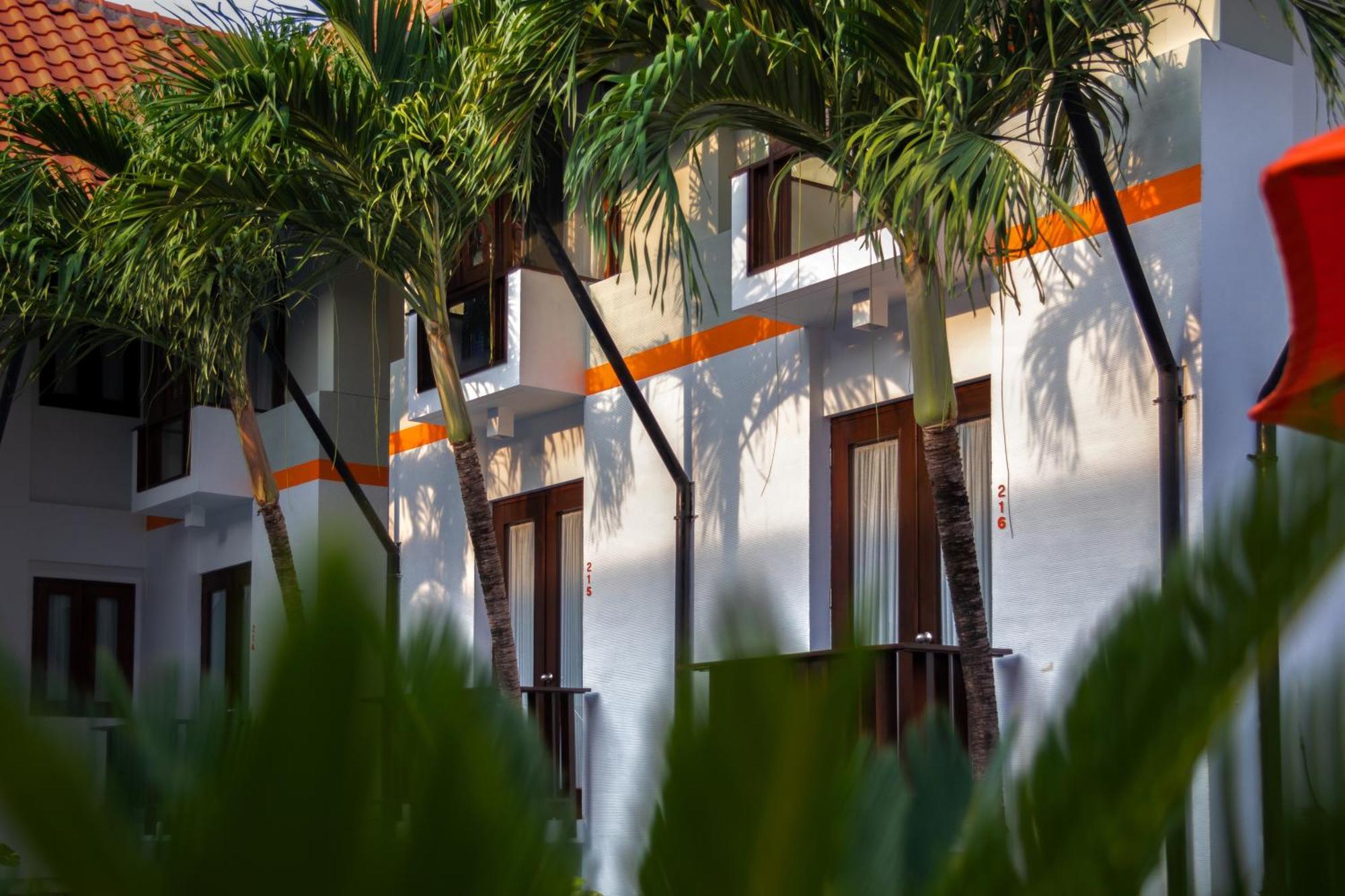 Harris Kuta Tuban Bali Hotel 4*